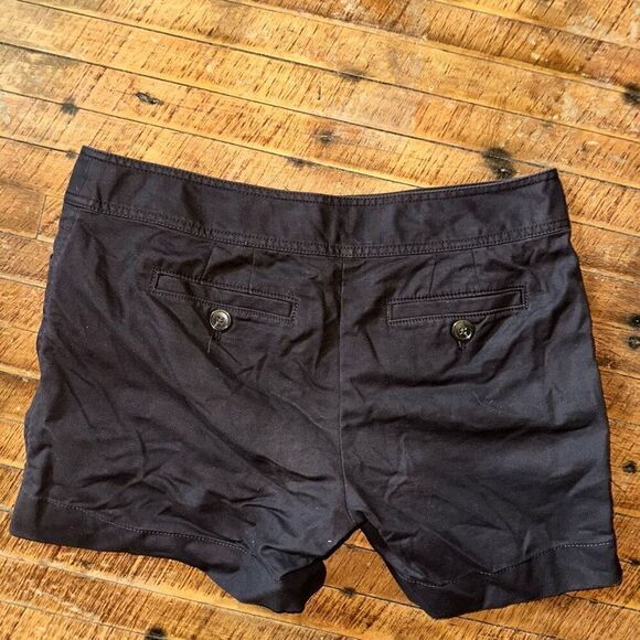 Ann Taylor Loft brown size 4 signature classic shorts - Picture 3 of 3